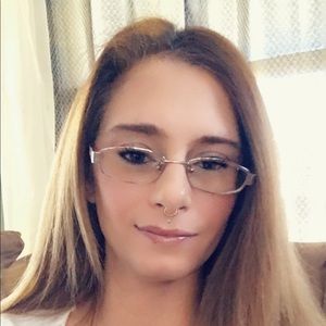 Meet your Posher, Ttina